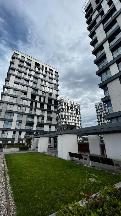 Garden Tower - 8 Min Do Centra, Garaz * Praag